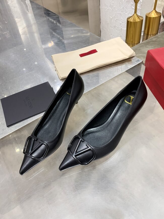 Valentin's Slave Heels Fashion Shoe Collection Garavani VLogo Signature Collection - Image 5
