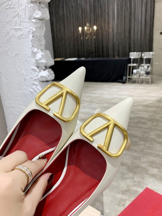 Valentin's Slave Heels Fashion Shoe Collection Garavani VLogo Signature Collection - Image 6